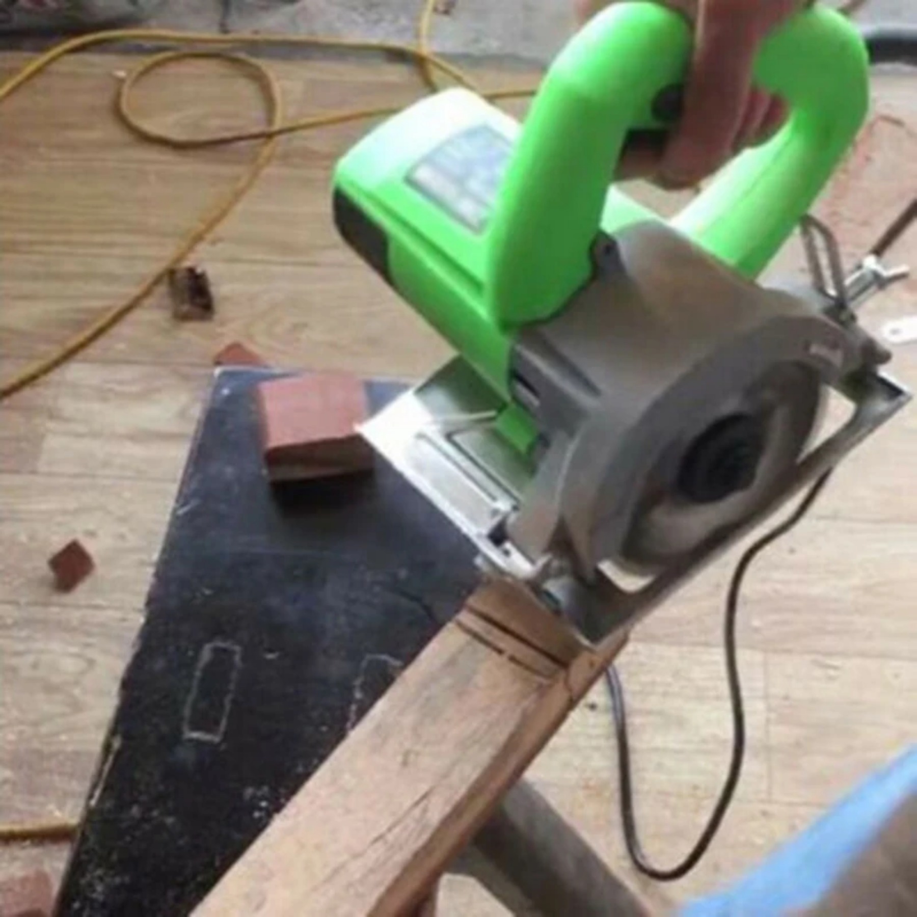 Angle Grinder 4.5 - Lama Circolare in Lega da 4,5